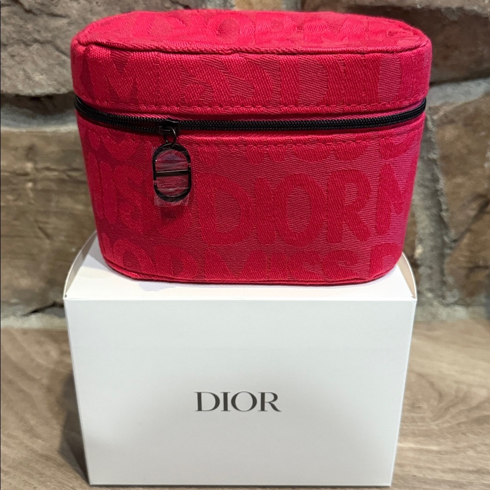 GWP - Miss Dior Fuchsia Travel Pouch